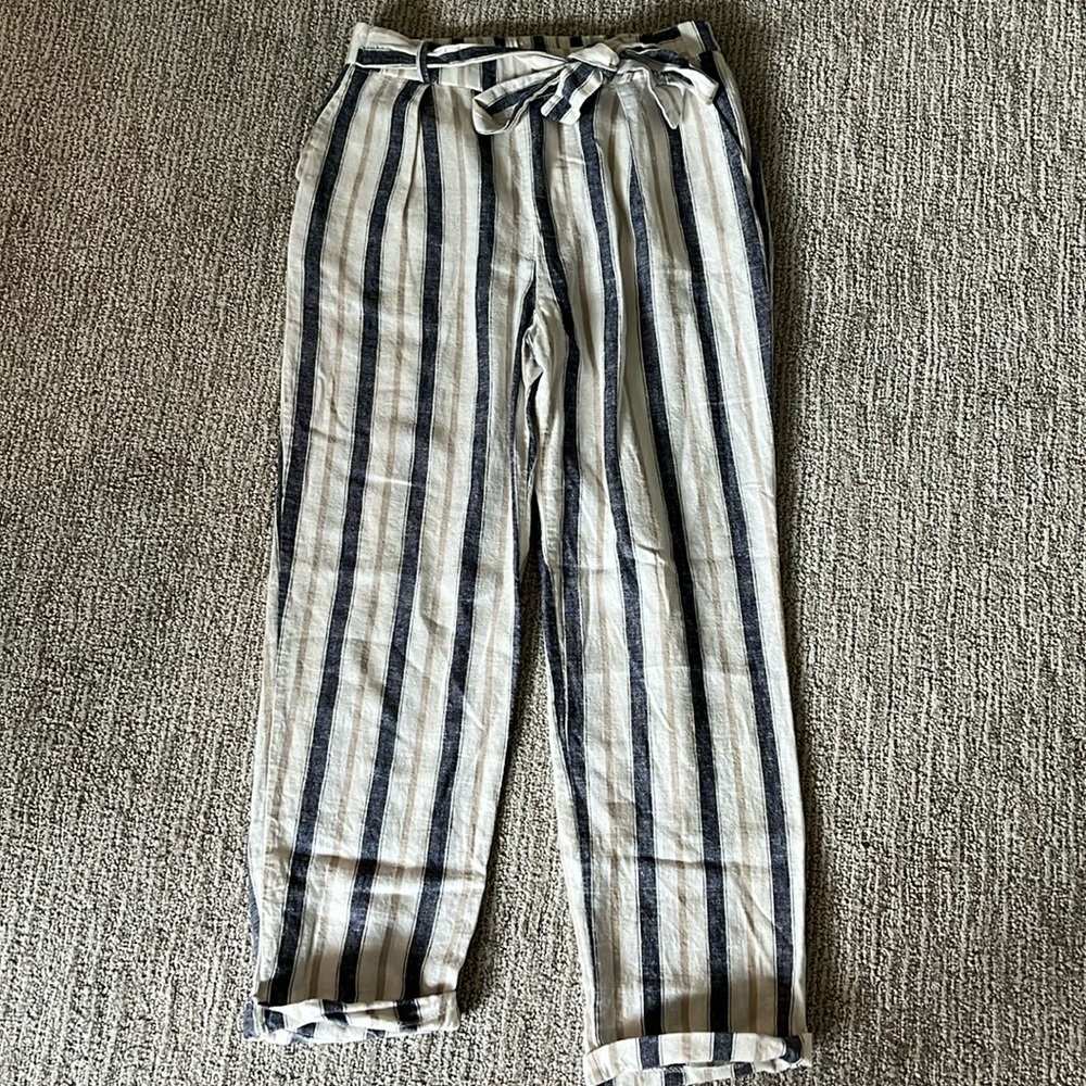 Striped Linen blend pants. Size M